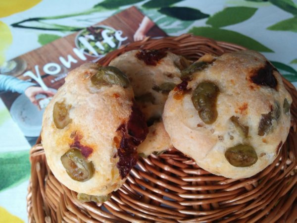 Olívás, aszalt paradicsomos puffancs | Gluténmentes, tejmentes recept Pink Dust blog