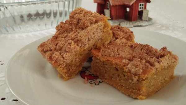 Sütőtökös bögrés süti crumble-tetővel | Gluténmentes, tejmentes recept
